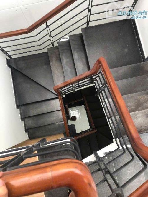 Nhà 3 tầng đường TÂN THỚI HIỆP 29, phường TÂN THỚI HIỆP Q12, dt 65m2 (5mmx13m). 4,5Tỷ - 4