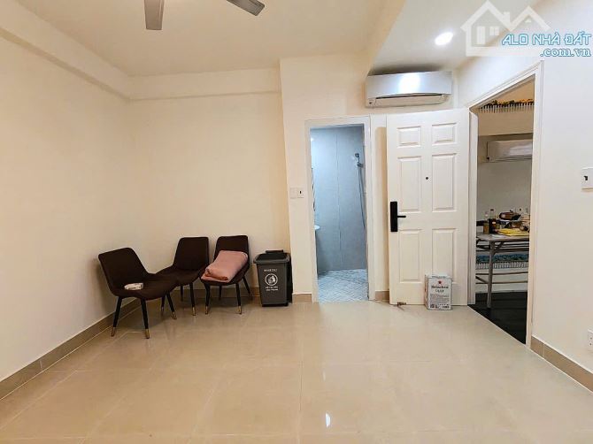 BÁN NHÀ ĐẸP VIP TRUNG TÂM BÌNH THẠNH – NGANG 5M – 5 TẦNG – 8PN KHÉP KÍN – GIÁ CHỈ 11 TỶ - 4