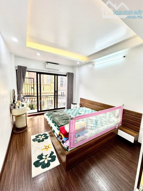 Nhà đẹp Minh Khai, ngõ thông nông 3m, ra Phố 60m, kdoanh, full đồ, 45m2. Giá 11 tỷ - 4