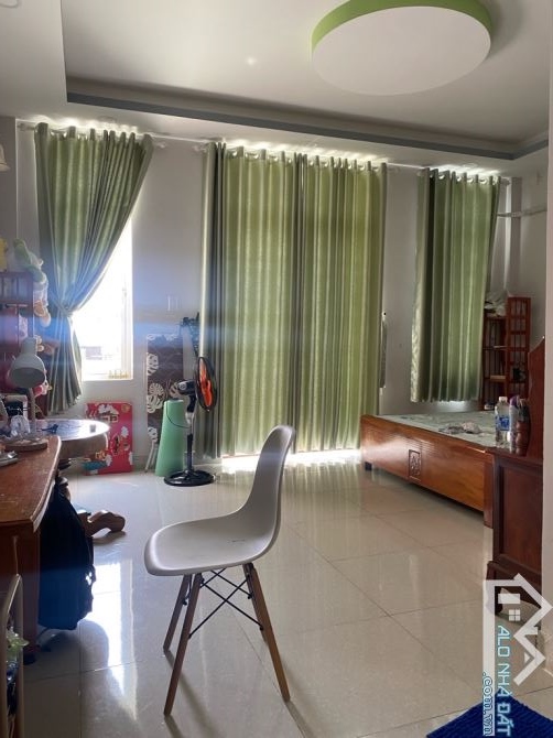 NHÀ 3 LẦU ĐẸP - XE HƠI NGỦ TRONG NHÀ - ĐÀO TÔNG NGUYÊN, THỊ TRẤN NHÀ BÈ - 4