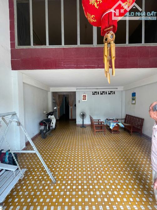 Nhân - giá siêu tốt 110,8m đường Lê Hồng Phong bán chỉ 9tỷ - 4
