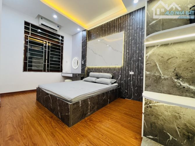 Phố Giáp Bát 25/28m2 x 4 tầng, tổng 3 ngủ đủ công năng - 4