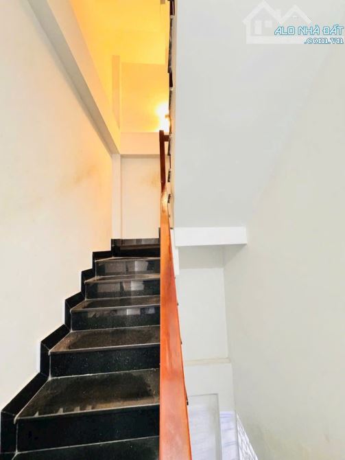 MẶT TIỀN KINH DOANH KHU BÀN CỜ ĐƯỜNG 10 MÉT CÓ VỈA HÈ RỘNG RÃI  XE HƠI ĐẬU TRƯỚC NHÀ NGÀY - 4