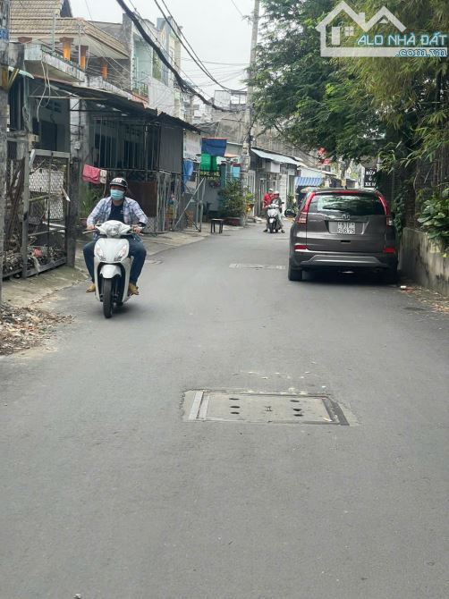 Nhà 2 tầng Mặt tiền đường THỚI AN 20, phường THỚI AN, Q12, dt 126m2 (4,2mx30m). 6,1Tỷ - 4