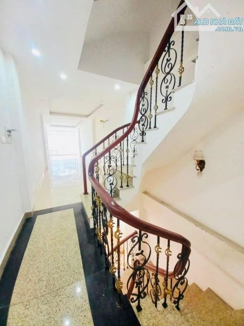 MẶT PHỐ VIP NGHI TÀM VỈA HÈ KINH DOANH 6 TẦNG THANG MÁY GIÁ 21 TỶ - 4
