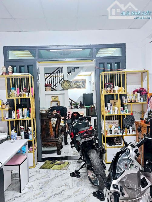 BÁN NHÀ TRỆT LẦU 2PN, ĐƯỜNG 743 GẦN NGA TƯ 550, ĐỪONG NHỰA 7M,GIÁ 3.3TỈ CÒN TL - 5