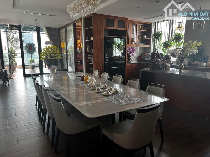 BÁN TOÀ VĂN PHÒNG MẶT PHỐ TRIỆU VIỆT VƯƠNG 150m2x11T THANG MÁY -MT 6.5m - 195 TỶ-2 HẦM -KD - 5