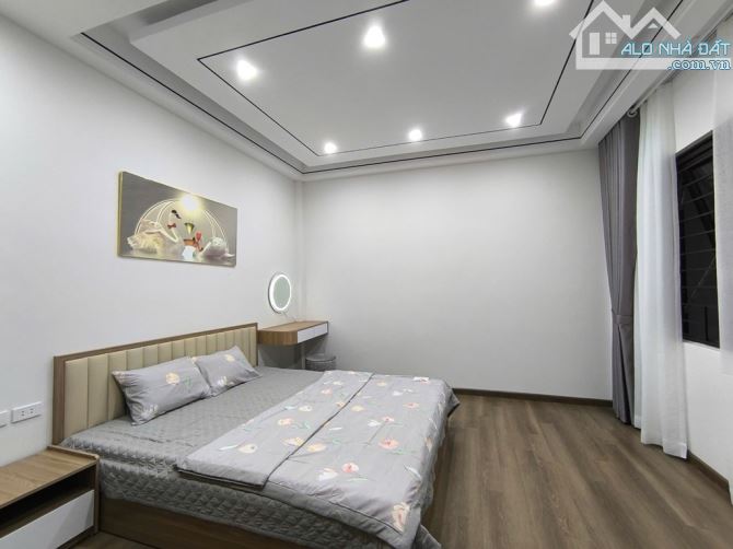 🌈TRUNG TÂM  NGỌC THUỴ - LONG BIÊN-  NHÀ MỚI 5 tầng x 48m2- CÁCH OTO 100m - GẦN CÔNG VIÊN, - 5