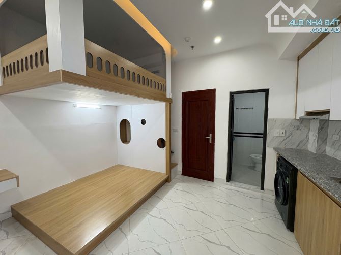 Cho Thuê CCMN 127 Cự Lộc Thanh Xuân 35m2 Gác Xép Giường Ban Công Cửa Sổ Thang Máy Ô Tô - 5