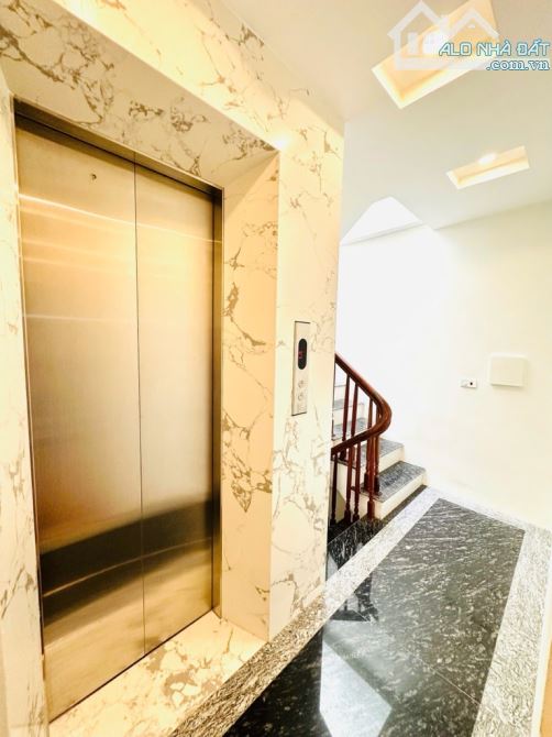 Bán nhà dân xây Ngọc Lâm, 48m2 5 tầng Mt 4m ngõ thông , ô tô qua nhà, chào 10 tỷ 686 tr. - 5