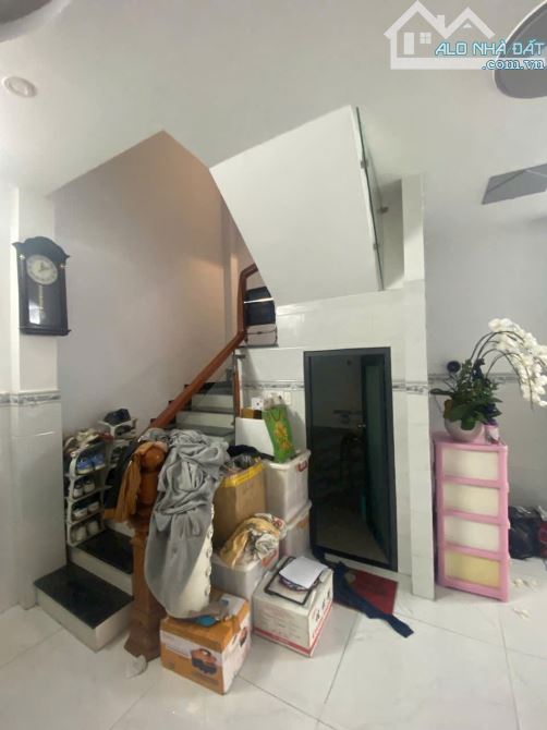 Bán nhà  3 lầu hẻm 167 Huỳnh Tấn Phát, Q7, Dt 5,8 x12m. Giá 5,95 tỷ - 5