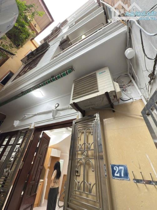 CHÍNH CHỦ GỬI BÁN NHÀ MẶT NGÕ PHỐ ĐỘI CẤN DT 25/30M2, Mt 5,2M, 5 Tầng, Giá 7,25 tỷ - 5