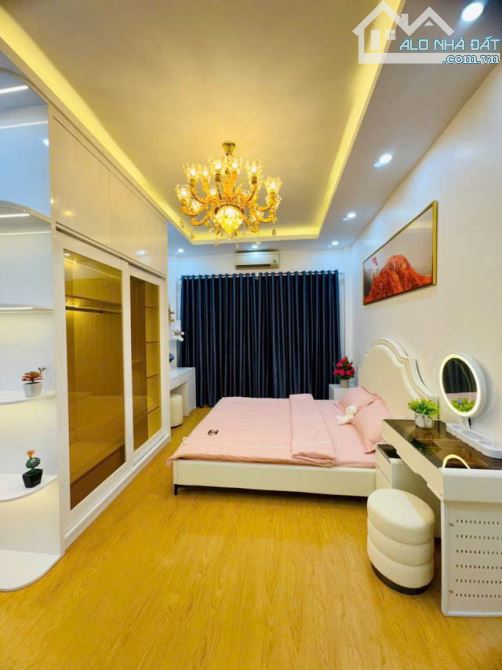 BÁN NHÀ QUAN THỔ, DT 31M x 4 TẦNG, MT 3.5M, NHỈNH 7 TỶ, NGÕ THÔNG - 5
