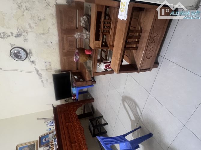 CC/ Chính chủ gửi bán căn nhà 1 tầng ngõ phố Việt Hoà thược khu 7 Việt Hoà TPHD. Dt55,9m - 5
