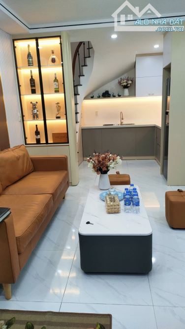 BÁN GẤP NHÀ TRUNG PHỤNG ĐỐNG ĐA 30m2, 4 TẦNG MẶT TIỀN 3,6m GIÁ  5.85 TỶ - 5