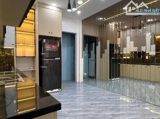 HÀNG ĐẸP NGỌC THUỴ 45m2 CÁCH 20M RA ĐƯỜNG OTO TRÁNH, NHỈNH 8TỶ - 5
