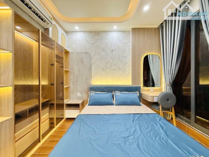 Bán gấp nhà ngay Luỹ Bán Bích, Tân Phú. Giá: 2 Tỷ 660 / 48.5m2. Sổ hồng riêng, hẻm 1/ 5m - 5