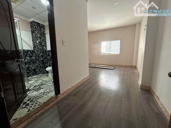 CHO THUÊ NHÀ GÓC 2 MẶT TIỀN ĐƯỜNG ĐỀ THÁM VÀ NGUYỄN KHUYẾN, KHU PHỐ ẨM THỰC - 5