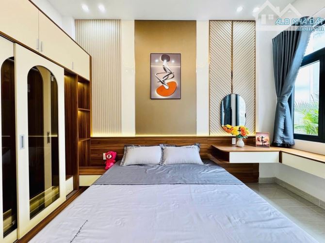 TC dưới 3 Tỷ mua ngay căn nhà Lò Siêu, Quận 11. DT: 52m2. Hẻm xe hơi, đầy đủ tiện ích - 5