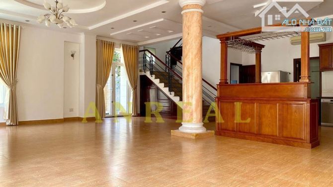 Biệt Thự Căn Góc Nguyễn Văn Hưởng 350m2 Có Hồ Bơi Sân Vườn - 5