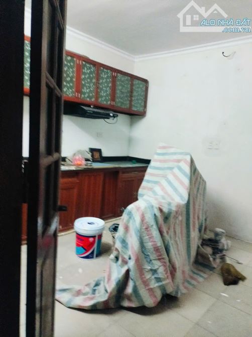 Cho thuê nhà ngõ ô tô Phương Mai 3.5 tầng, 30m2, 2 ngủ, chỉ 6.5 Triệu vào ngay - 5