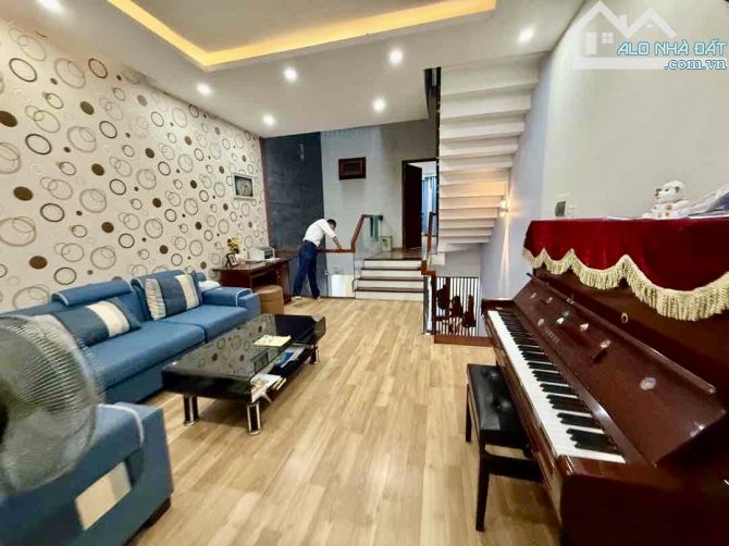 🔥SIÊU PHẨM 4 TẦNG-MẶT TIỀN HÀN THUYÊN-TT HOÀ CƯỜNG BẮC, HẢI CHÂU- NHỈNH 10 TỶ - 5