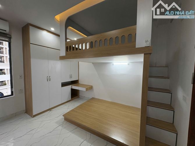Cho Thuê CCMN 127 Cự Lộc Thanh Xuân 35m2 Gác Xép Giường Ban Công Cửa Sổ Thang Máy Ô Tô - 6