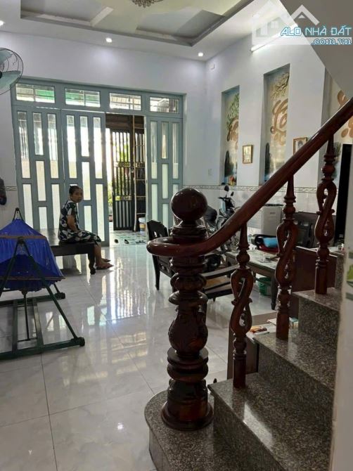 Nhà 1 Trệt 1 Lầu 4x14 = 56m2 Sổ hồng riêng, hoàn công đủ, Đường Trung Mỹ Tân Xuân, 1tỷ680 - 6