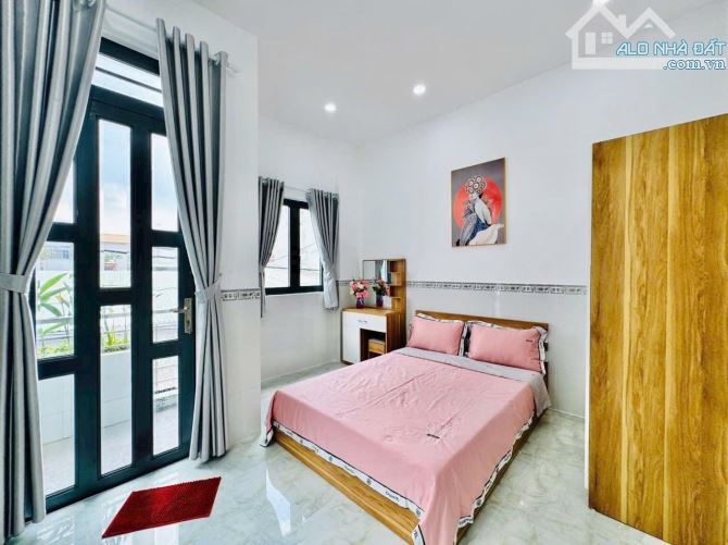 Bán nhà 2 tầng, 48m2 ngay Trần Thiện Chánh, Quận 10. Giá: 3 Tỷ 110. SHR, hẻm xe hơi 5m - 6