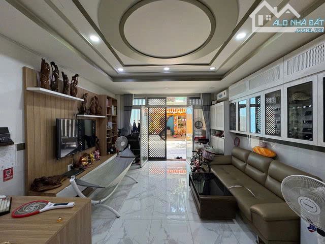 KHU VIP PHAN XÍCH LONG – PHƯỜNG 3, QUẬN PHÚ NHUẬN – CHO THUÊ 25TR/THÁNG – GIÁ 9.2 TỶ - 6