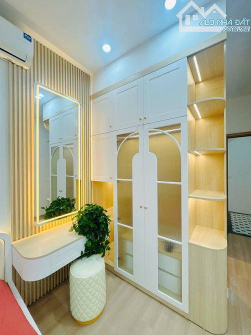 BÁN NHÀ KHÂM THIÊN, DT 28M x 5 TẦNG, NHỈNH 6 TỶ, NGÕ NÔNG, VỊ TRÍ SIÊU ĐẸP - 6