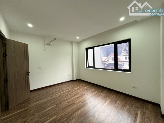 Bán nhà nguyễn văn cừ 37m 5 ngủ chỉ 6.2 tỷ 30m ra mặt phố 5p sang nội thành - 6