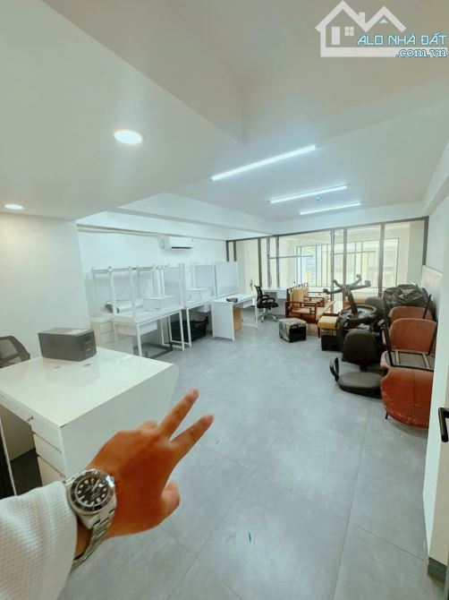 TÒA BUILDING - MẶT TIỀN PHÚ NHUẬN - 7 TẦNG - 150m2 (5.9x25) - 36 TỶ TL - 6