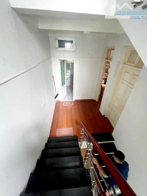Nhà ĐẸP Phố Nguyễn Sơn 55m x 4 tầng - MT 6.6m - 6
