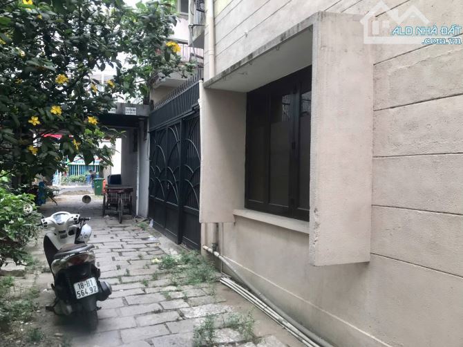 BÁN GẤP TRONG THÁNG ĐỂ ĐỊNH CƯ - MẶT TIỀN NGUYỄN KIỆM - 86.1M² - 3 TẦNG - 6