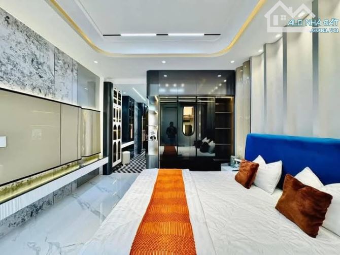CẦN BÁN NHÀ NGUYỄN THỊ THẬP,QUẬN 7-GIÁ:3.18TỶ/73.6M2 (4.3x16m) SỔ SẴN,GẦN LOTTEMART - 6