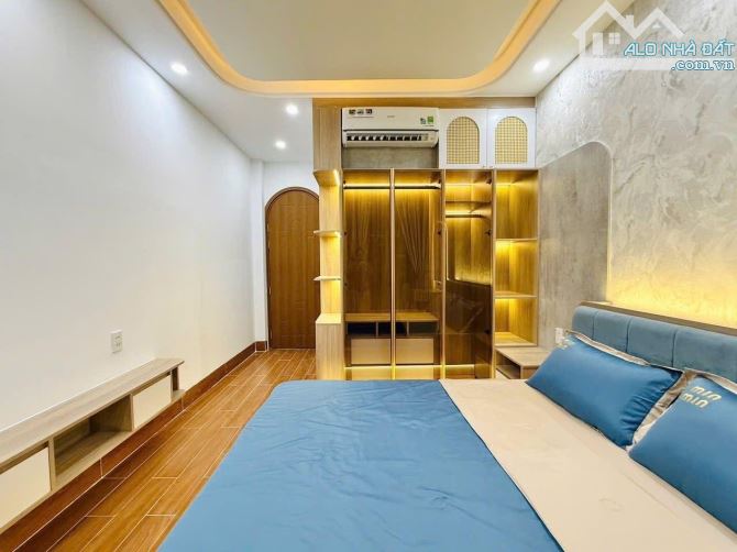 Bán gấp nhà ngay Luỹ Bán Bích, Tân Phú. Giá: 2 Tỷ 660 / 48.5m2. Sổ hồng riêng, hẻm 1/ 5m - 6