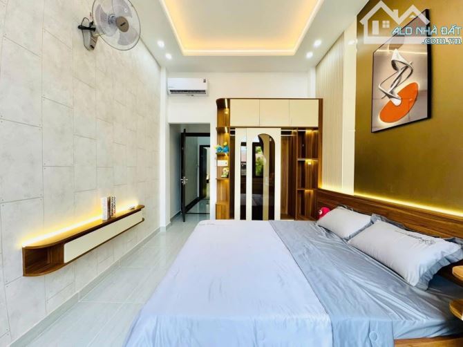 TC dưới 3 Tỷ mua ngay căn nhà Lò Siêu, Quận 11. DT: 52m2. Hẻm xe hơi, đầy đủ tiện ích - 6