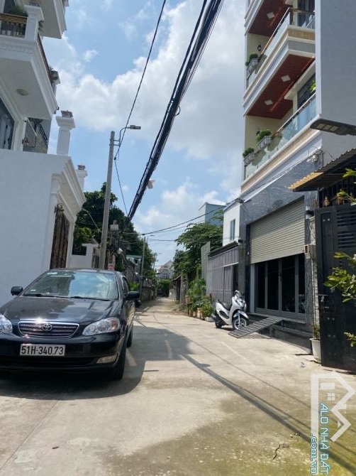 NHÀ 3 LẦU ĐẸP - XE HƠI NGỦ TRONG NHÀ - ĐÀO TÔNG NGUYÊN, THỊ TRẤN NHÀ BÈ - 6