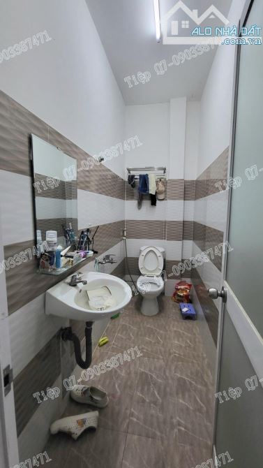 Bán nhà hẻm thông Huỳnh Tấn Phát P.Tân Thuận Đông  Q.7- ngang 4.95- 3 tầng- 3tỷ790 - 6