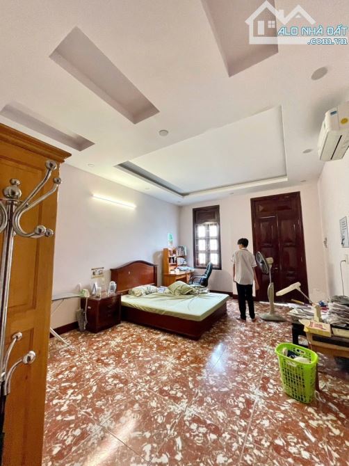 Bán Nhà Âu Cơ- Tân Phú- DT 4.2x20m- 4 tầng hoàn công đủ HXH 8m thông - 6