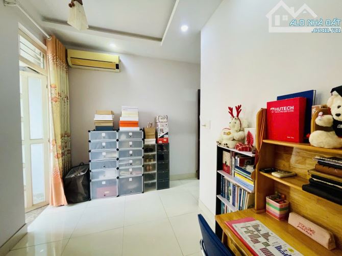 GIẢM SỐC 800 TRIỆU – CHỈ CÒN 8.5 TỶ – NHÀ HXH PHÚ NHUẬN – THÔNG XE TẢI – 6PN, 7WC - 6