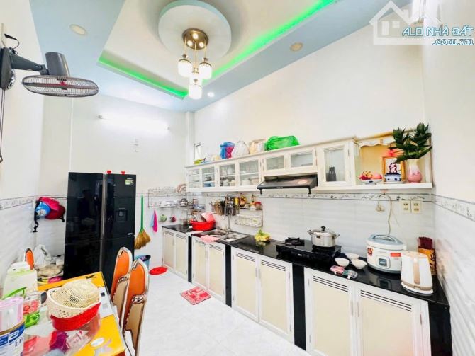 MẶT TIỀN KINH DOANH KHU BÀN CỜ ĐƯỜNG 10 MÉT CÓ VỈA HÈ RỘNG RÃI  XE HƠI ĐẬU TRƯỚC NHÀ NGÀY - 6