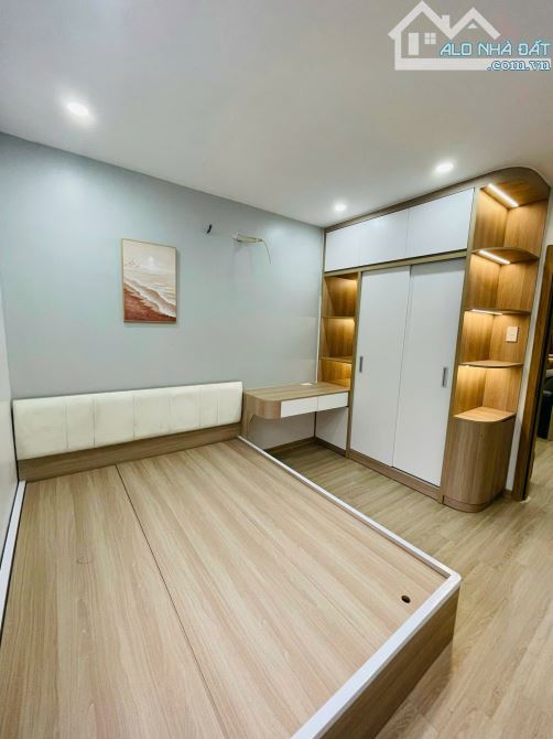 CHỦ CẦN BÁN GẤP CĂN HỘ No8 76M2 THIẾT KẾ 3PN - 2VS. - 7