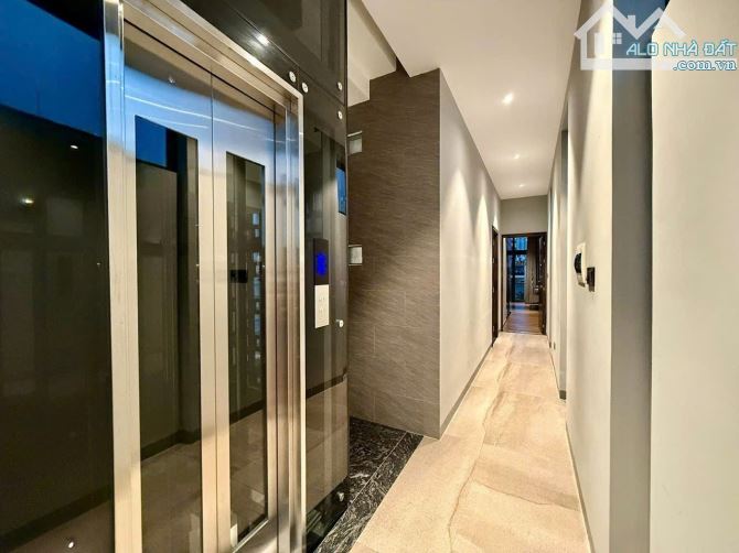 SIÊU PHẨM 7 TẦNG MẶT PHỐ KINH DOANH HẢI CHÂU-Đường THANH SƠN 2 -77 M2-HƠN 11 TỶ - 7