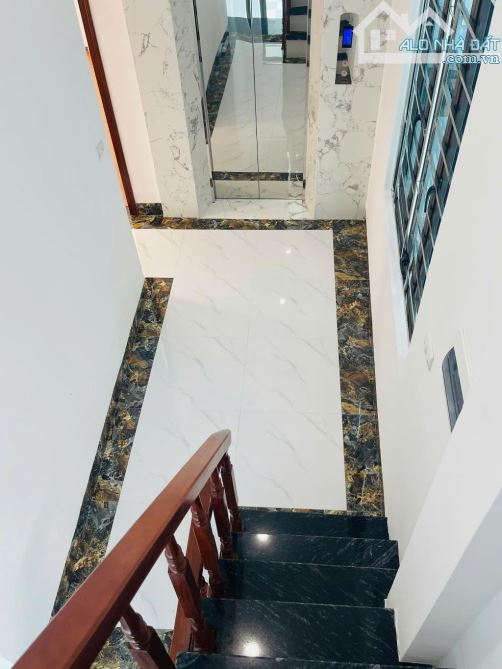 BÁN NHÀ PHỐ CHÙA VUA HAI BÀ TRƯNG -70 M2-6 T - 13,8 TỶ THANG MÁY KINH DOANH - 7