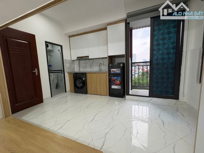 Cho Thuê CCMN 127 Cự Lộc Thanh Xuân 35m2 Gác Xép Giường Ban Công Cửa Sổ Thang Máy Ô Tô - 7