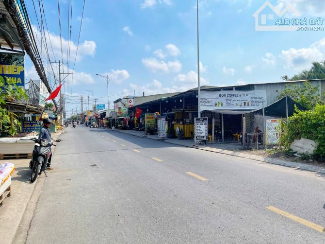 Bán nhà 2 tầng, 51m2, sổ riêng, hẻm xe hơi, Long Hậu - 7