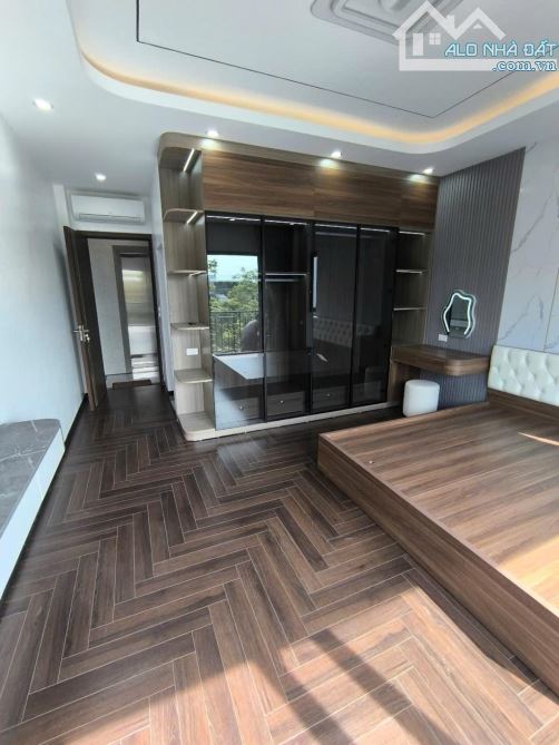 Bán nhà Phúc Đồng Long Biên - lô góc 43m xây 7 tầng gara ôtô, thang máy vỉa hè rộng - 7