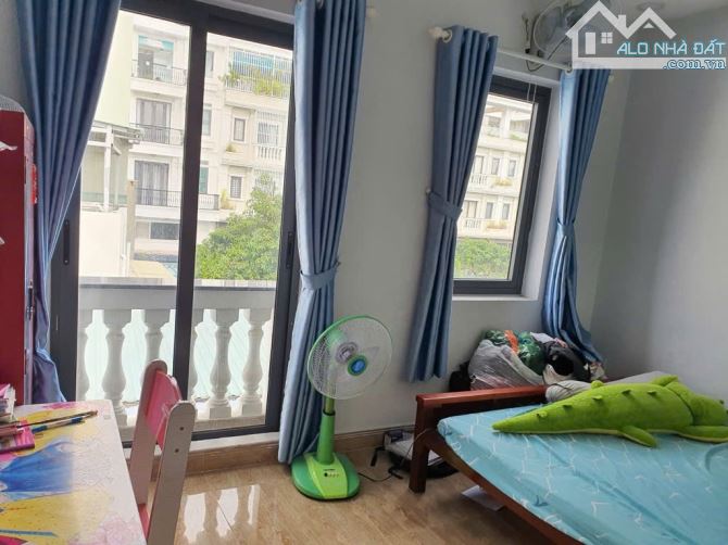 NHÀ ĐẸP 5 PN - HẺM XE HƠI - P14 GÒ VẤP - CHỈ NHỈNH 4 TỶ - 4